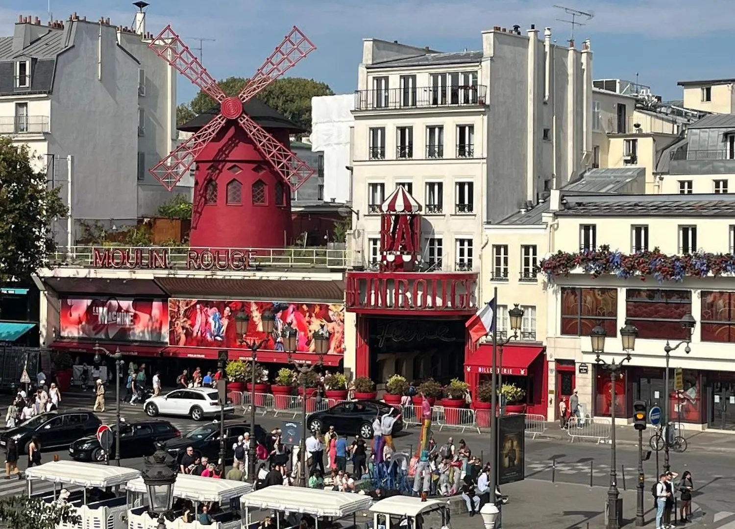 Charming Moulin Rouge *